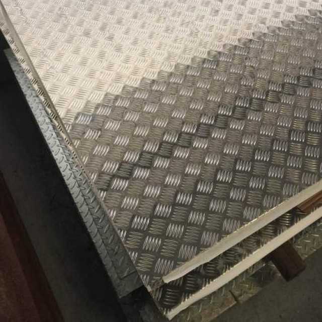 Stainless Steel Checkered Plates
